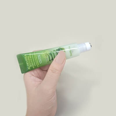 FarmStay Aloe Vera szemkörnyékápoló szérum – golyós applikátorral, frissítő érzés