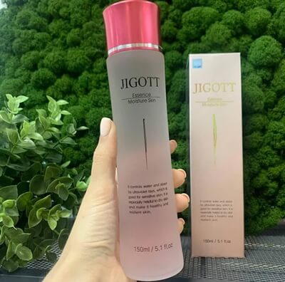 JIGOTT Essence Moisture Skin Tonik – Hidratáló arctonik hialuronsavval