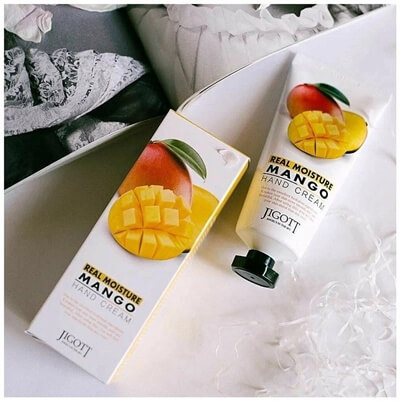 Jigott Real Moisture Mangó kézkrém természetes koreai kézápolás